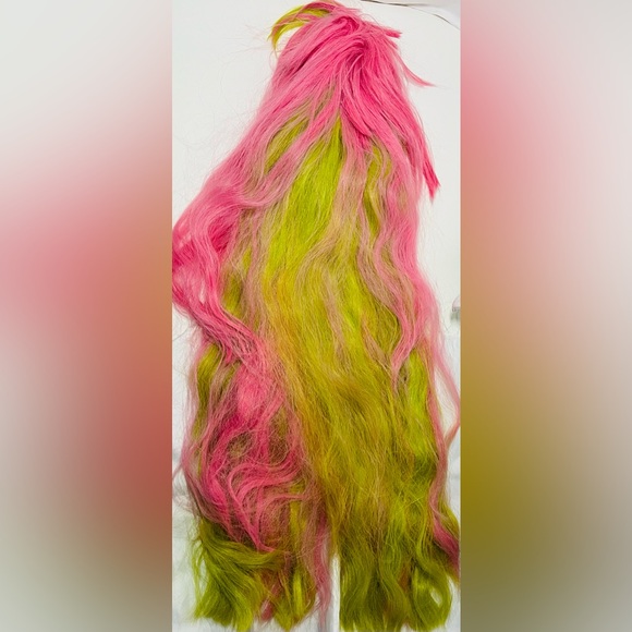 Pink and Green Sythetic Wig - Picture 4 of 5
